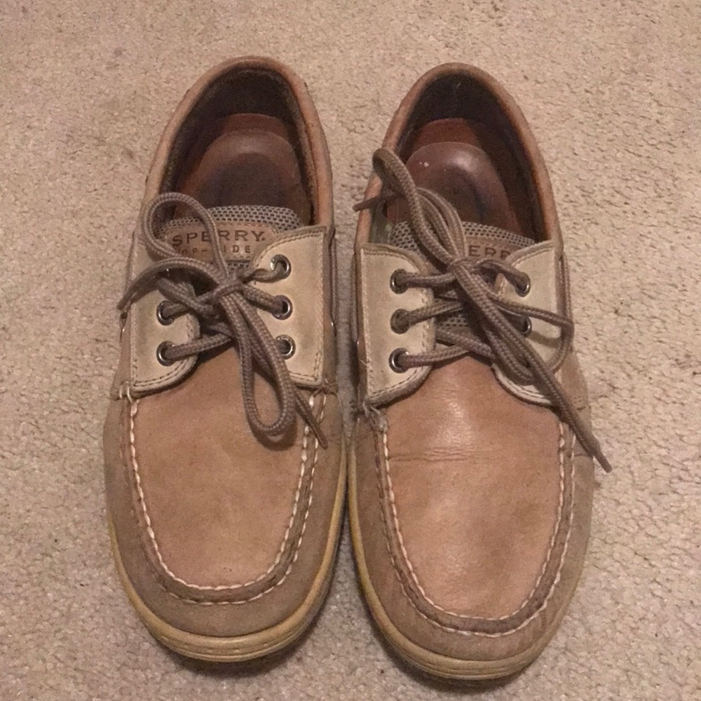Speedy top siders!